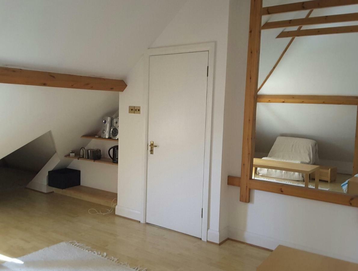 איילוורת' Osterley Studio Room מראה חיצוני תמונה